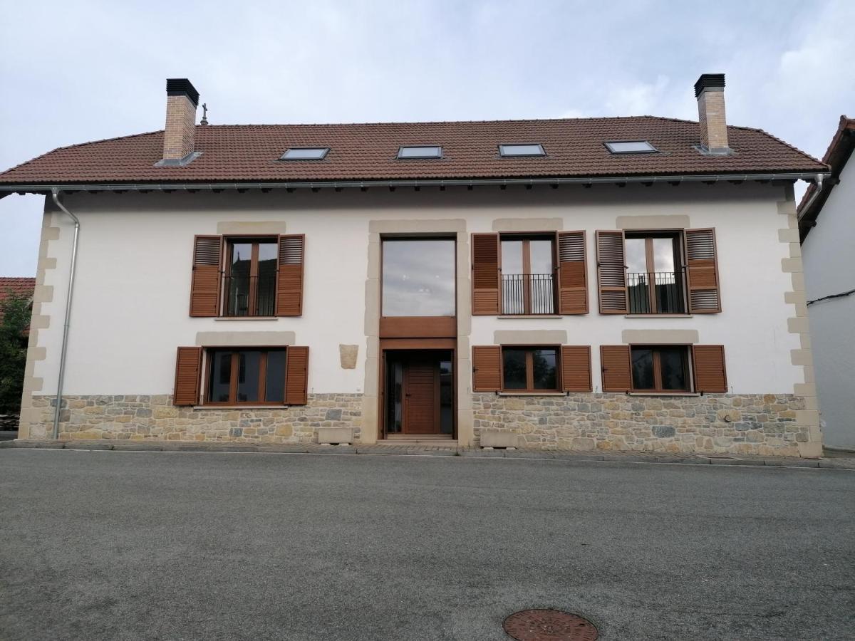 Casa Patxikuzuria Hotel Espinal-Auzperri Eksteriør billede